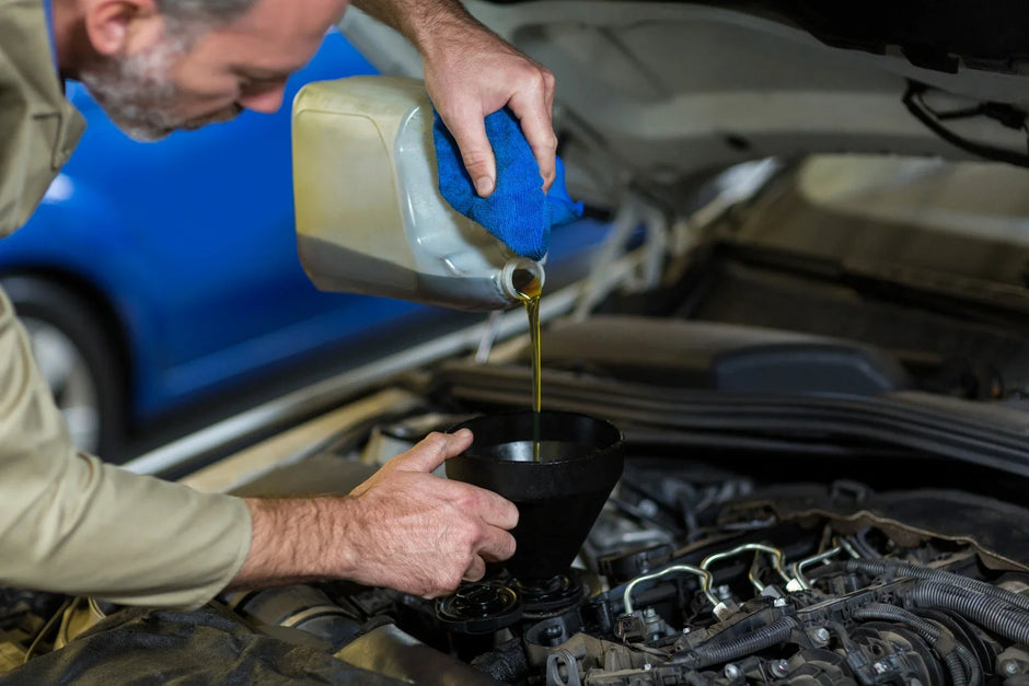 Todo lo que debes saber sobre el cambio de aceite de tu motor