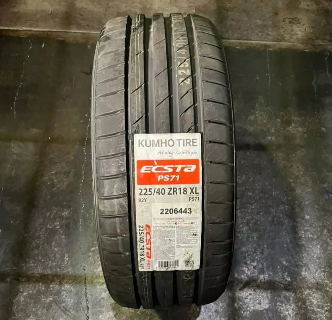 Caucho 225/40Zr18 Kumho Ecsta Ps71 Xl 92Y