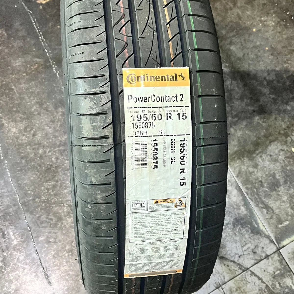 Caucho 195/60R15 Continental Powercontact 2 88H