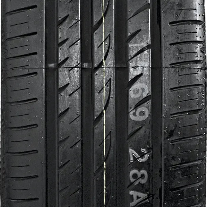 Caucho 225/55Zr16 Nexen Nfera Su4 95W (Ch)