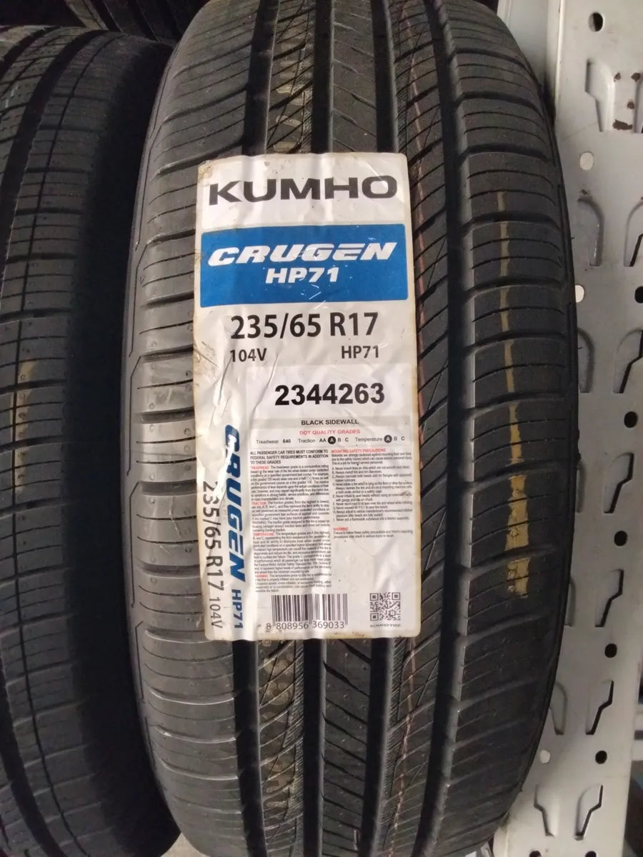 Caucho 235/65R17 Kumho Road Venture Hp71 104V