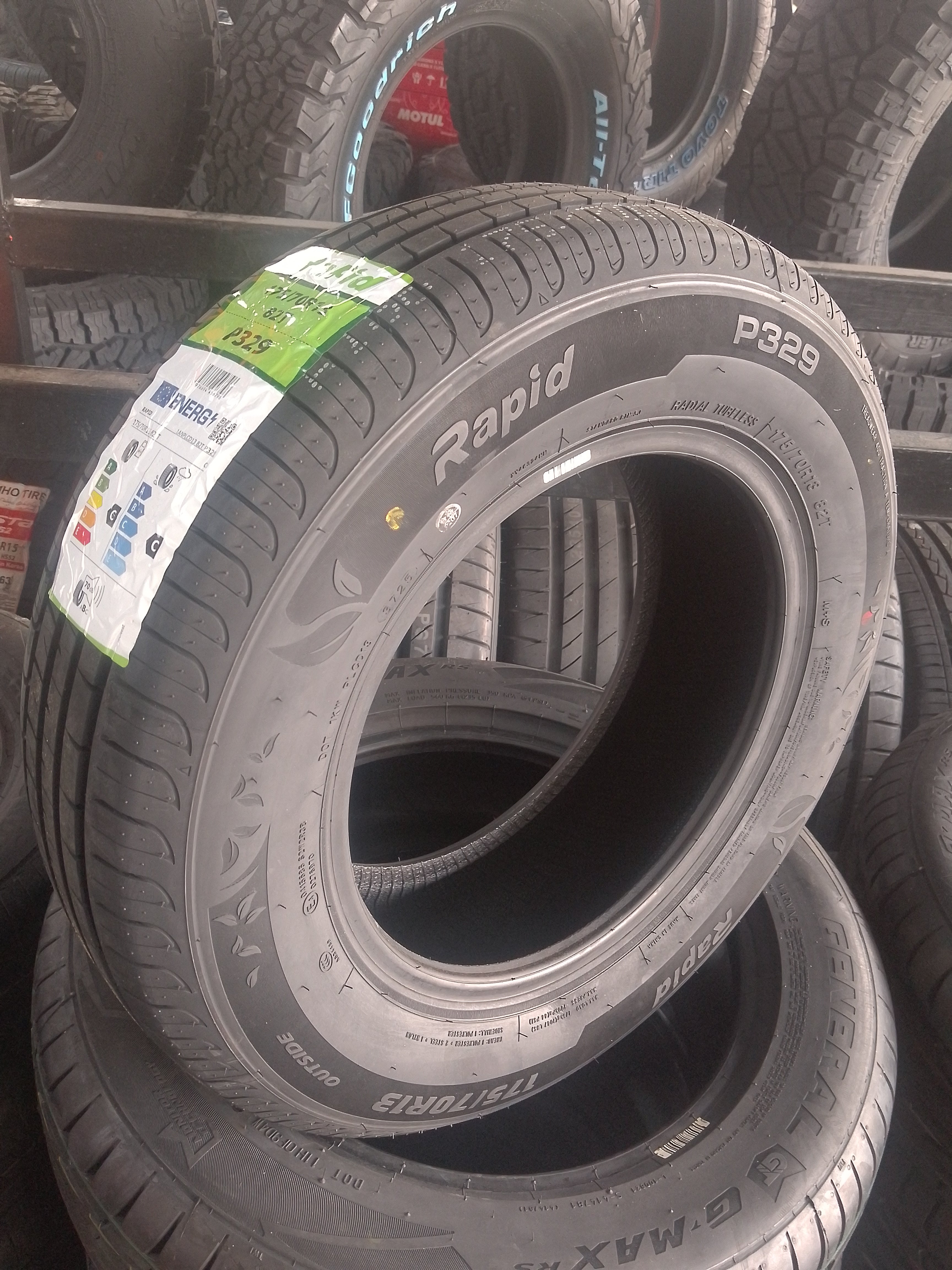 Caucho 175/70R13 82T Rapid P329